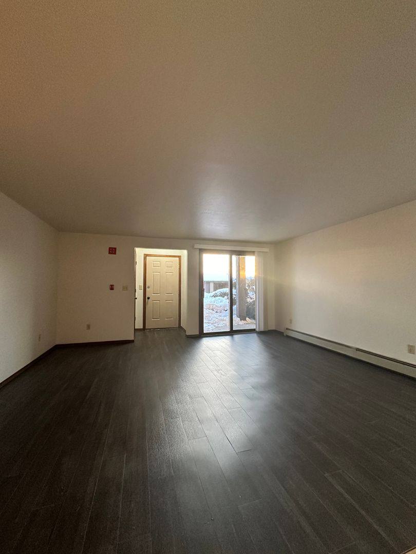 Apartment for rent at 1782 Eldorado Dr, Green Bay, WI 54302