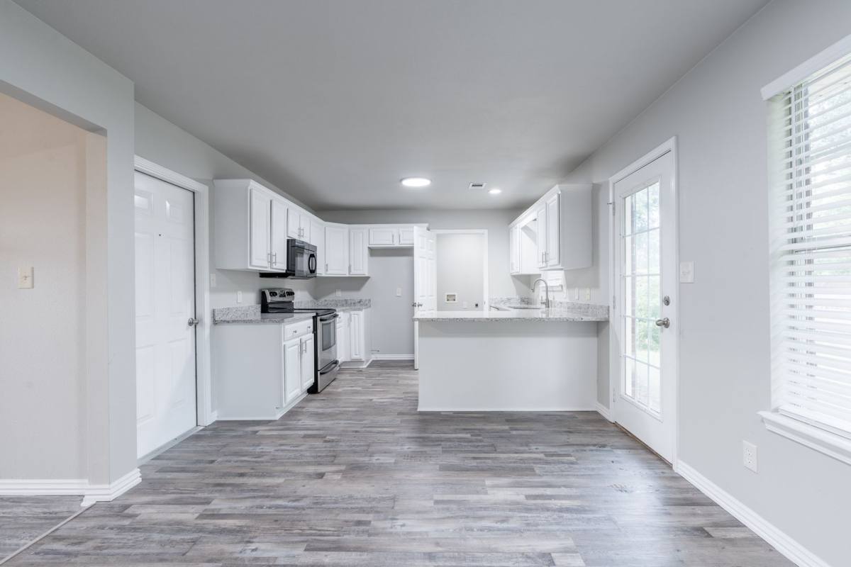 House for rent at 1014 L St, Barling, AR 72923