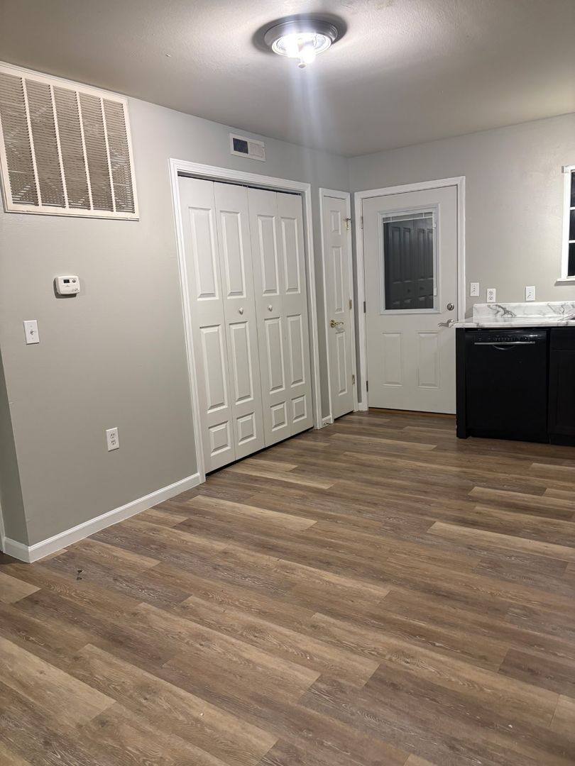 Apartment for rent at 188 Estate Lane, Reeds Spring, MO 65737