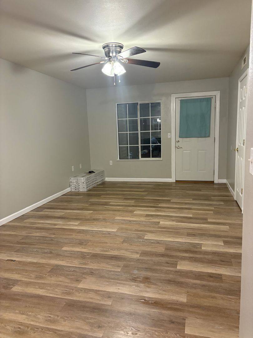 Apartment for rent at 188 Estate Lane, Reeds Spring, MO 65737