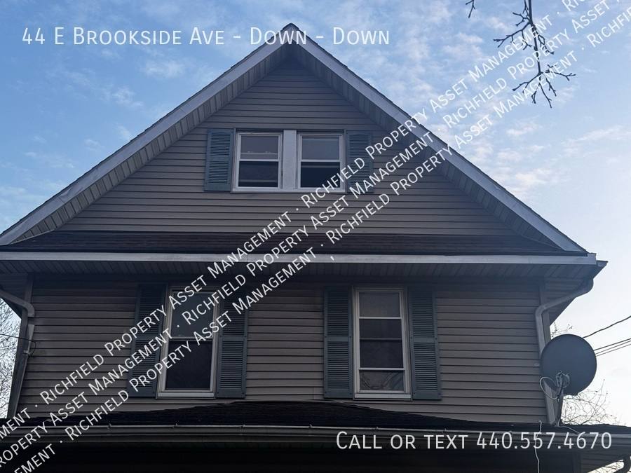 Apartment for rent at 44 E Brookside Ave #DOWN, Akron, OH 44301