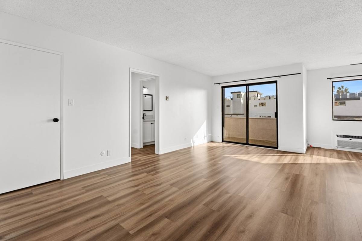Apartment for rent at 1332 N Vista St, Los Angeles, CA 90046