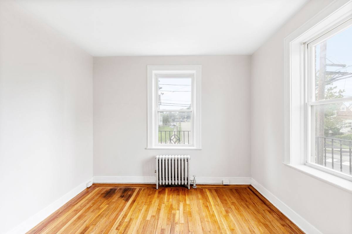 Apartment for rent at 33 Franklin Place, Rutherford, NJ 07070