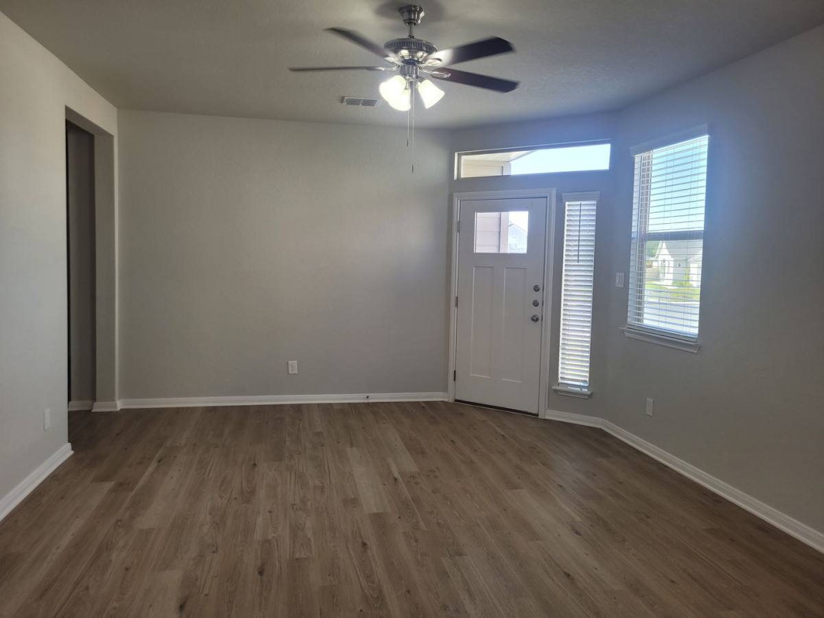 Townhouse for rent at 320 Caleb Court, Cibolo, TX 78108