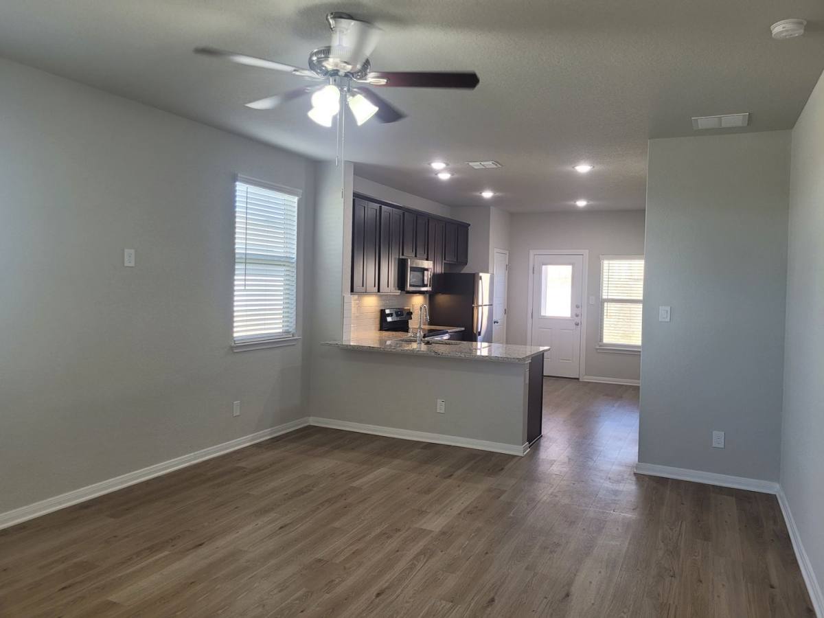 Townhouse for rent at 320 Caleb Court, Cibolo, TX 78108