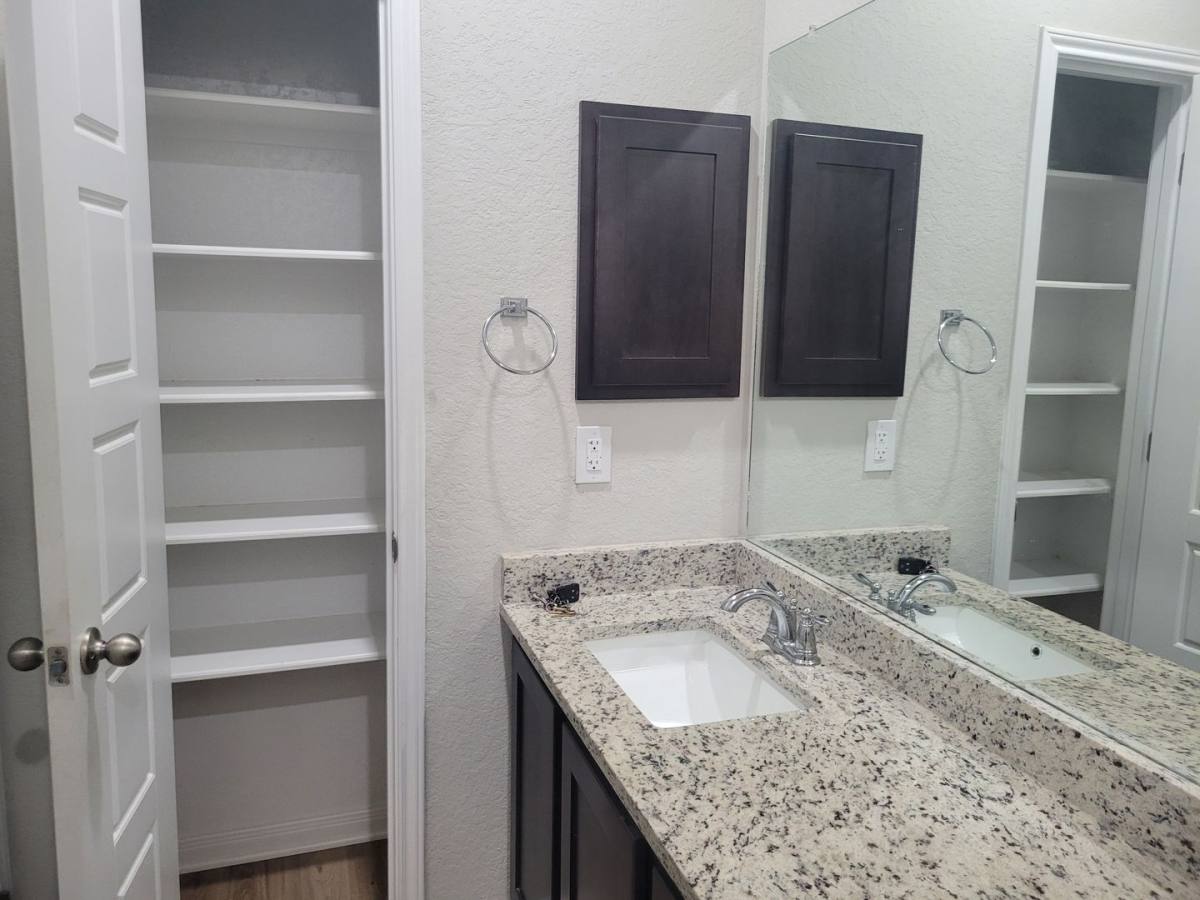 Townhouse for rent at 320 Caleb Court, Cibolo, TX 78108