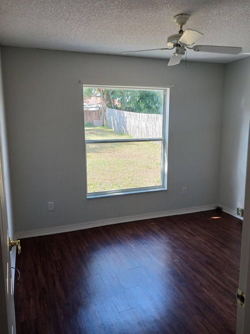 House for rent at 14413 N Greater Hills Blvd, Clermont, FL 34711
