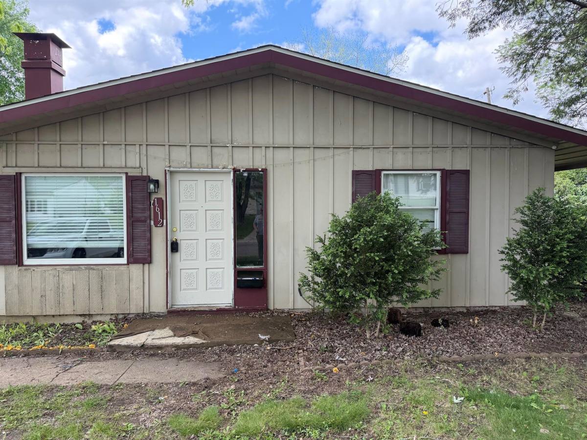 House for rent at 1612 Crestview, Danville, IL 61832