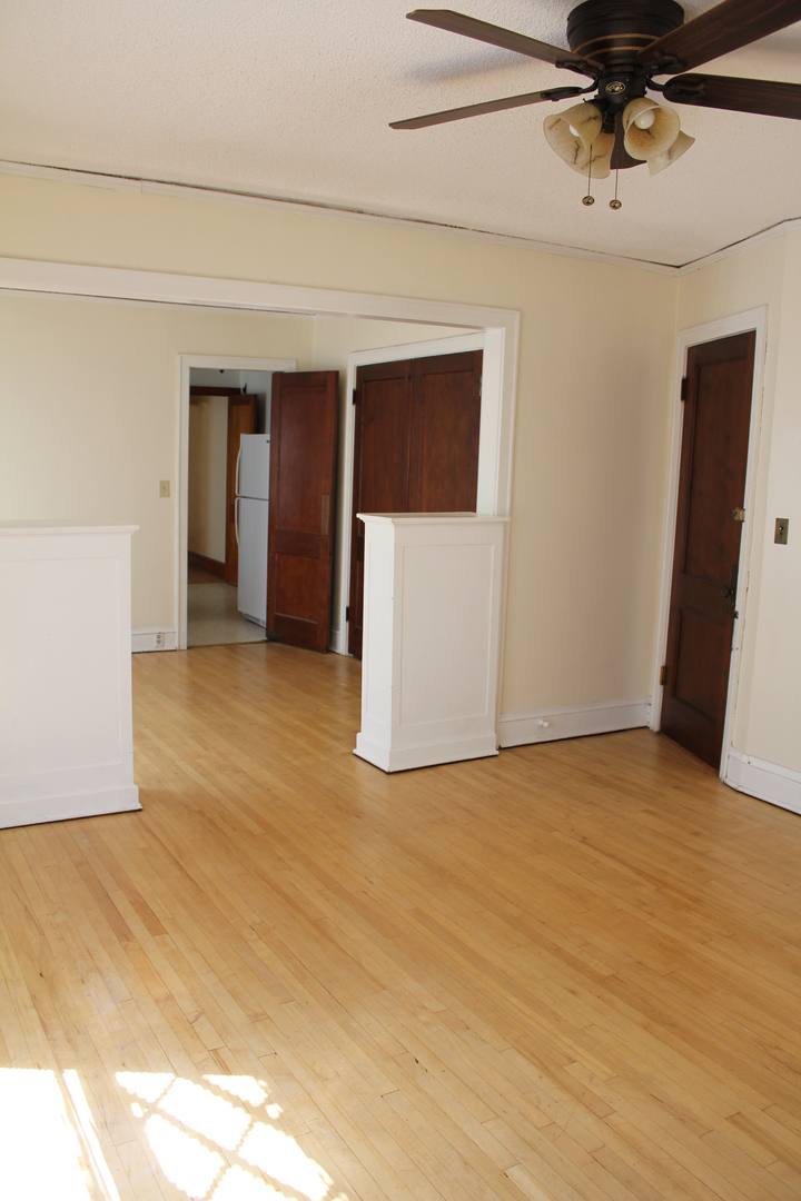 Apartment for rent at 1425 Grand Ave, Saint Paul, MN 55105
