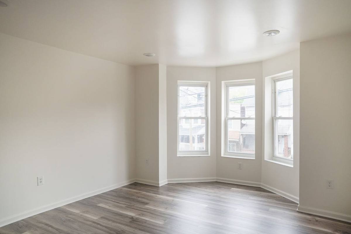 Apartment for rent at 289 E Fairview St, Allentown, PA 18109