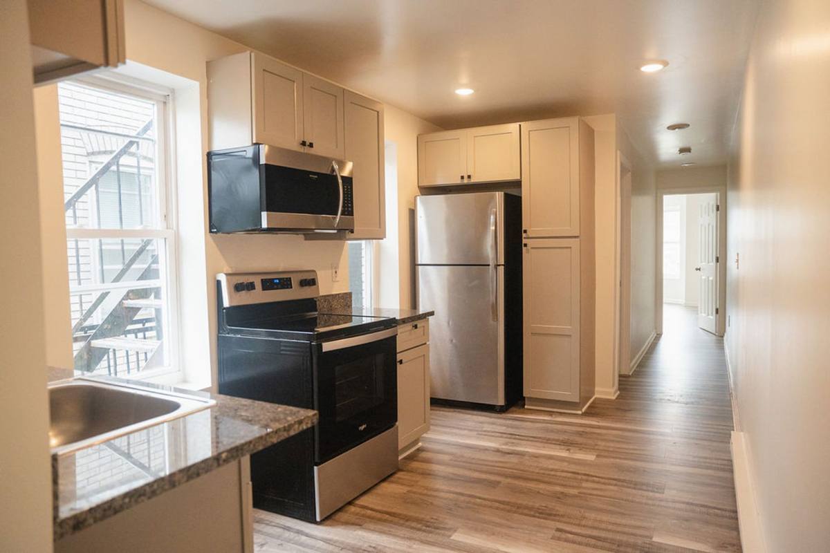 Apartment for rent at 289 E Fairview St, Allentown, PA 18109