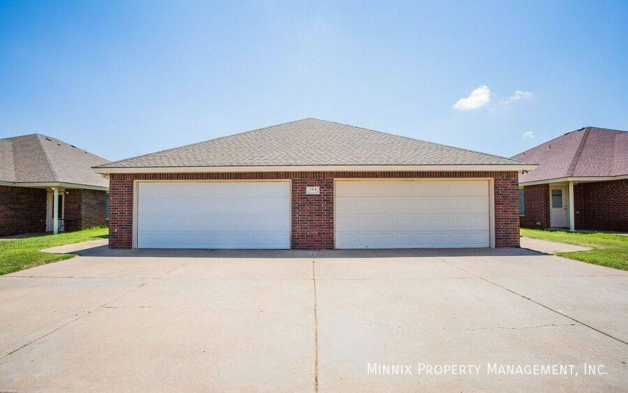 Apartment for rent at 514 N Clinton Ave #B, Lubbock, TX 79416