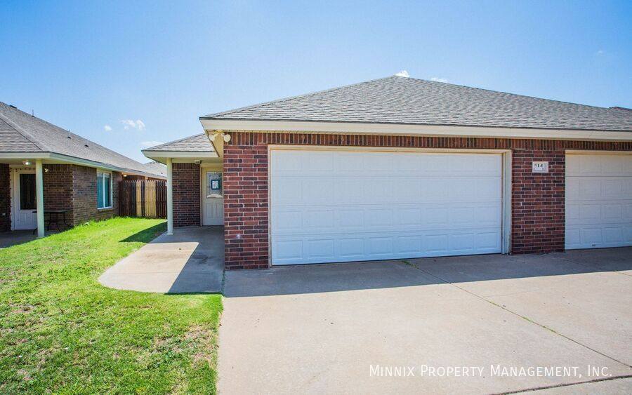 Apartment for rent at 514 N Clinton Ave #B, Lubbock, TX 79416