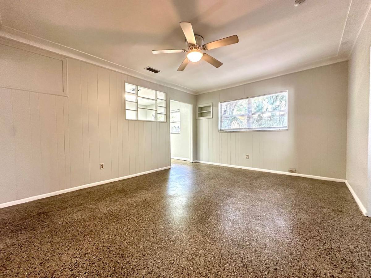 House for rent at 2506 54th St S, Saint Petersburg, FL 33707