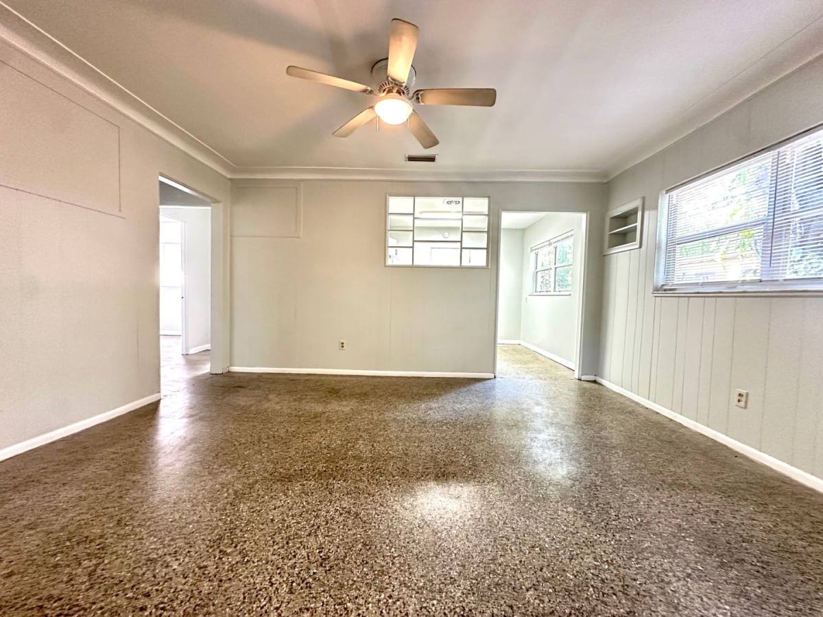 House for rent at 2506 54th St S, Saint Petersburg, FL 33707