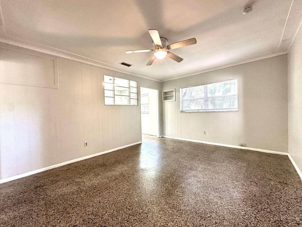 House for rent at 2506 54th St S, Saint Petersburg, FL 33707