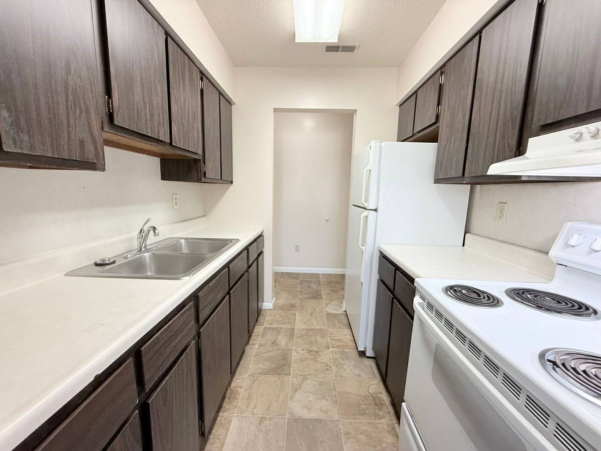 Apartment for rent at 110 Thompson Dr, Lincoln, IL 62656