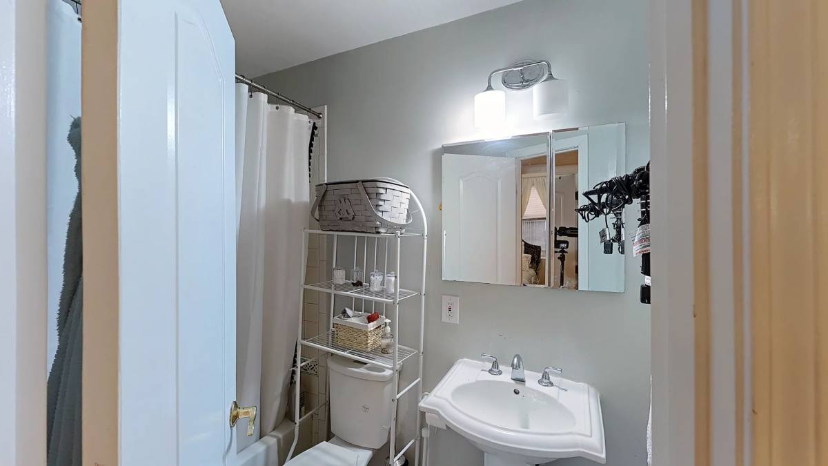 Apartment for rent at 90 Prince St #4, Boston, MA 02113