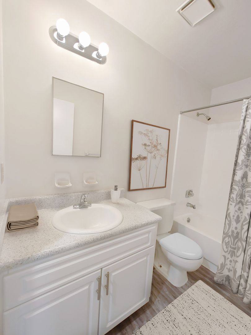 Apartment for rent at 4025 SW 21st Lane, Gainesville, FL 32607