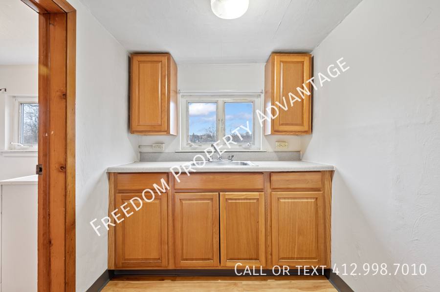 Apartment for rent at 2047 Redrose Ave #2, Pittsburgh, PA 15210