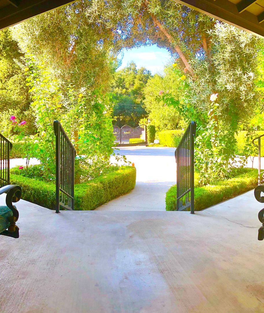 House for rent at 10000 Thacher Rd, Ojai, CA 93023