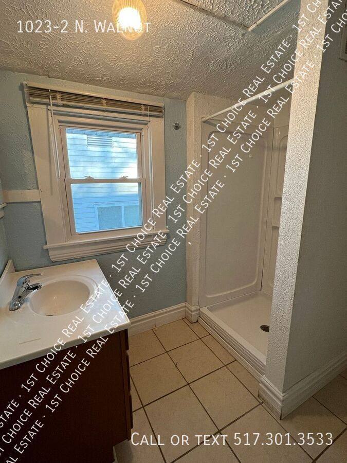 Apartment for rent at 1023-2 N Walnut, Lansing, MI 48906