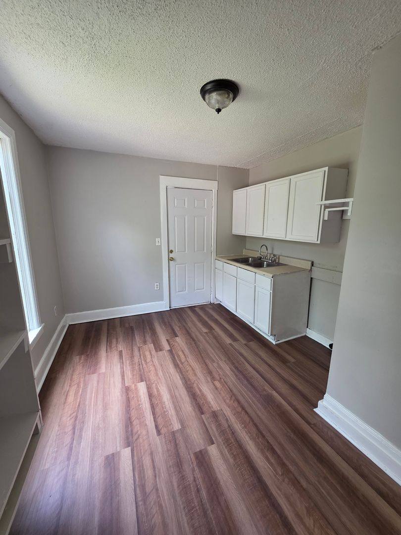 House for rent at 1407 Jerome Dr, Columbia, SC 29203