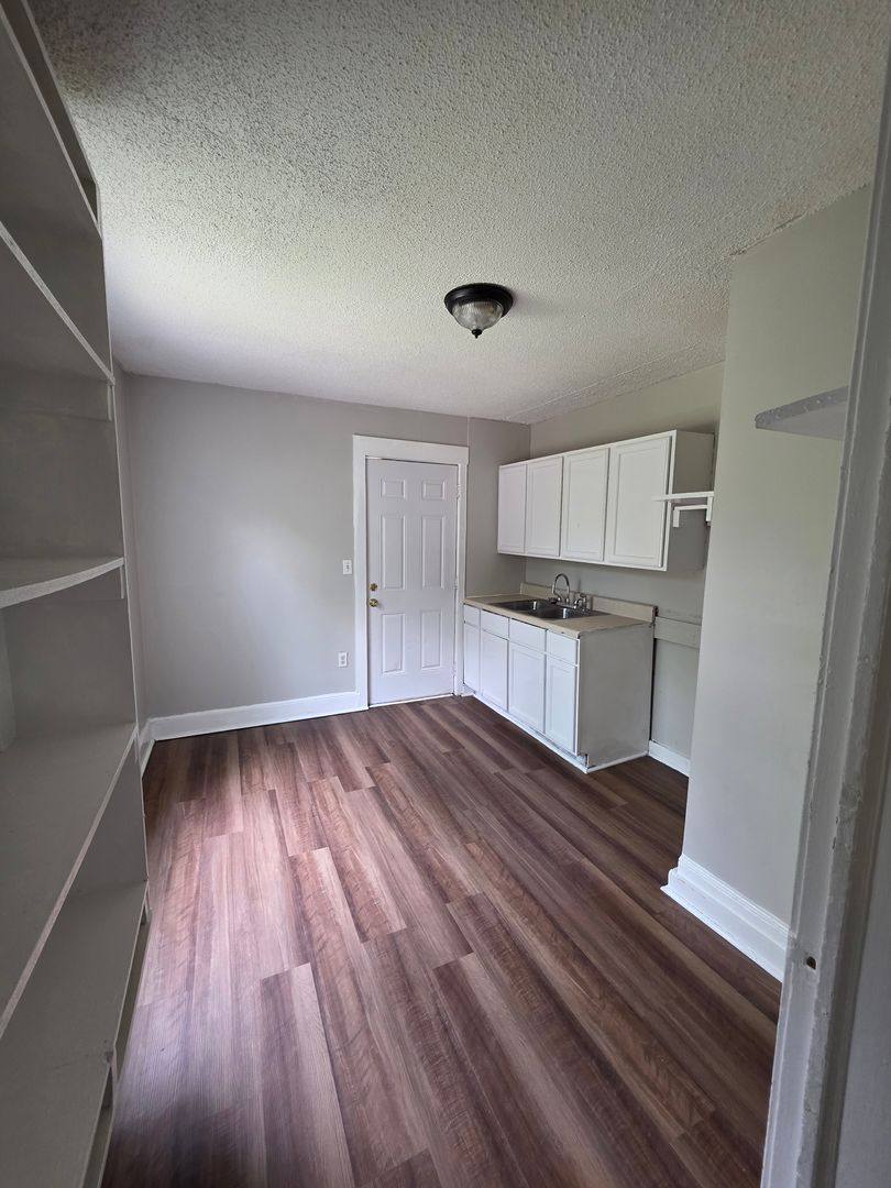 House for rent at 1407 Jerome Dr, Columbia, SC 29203