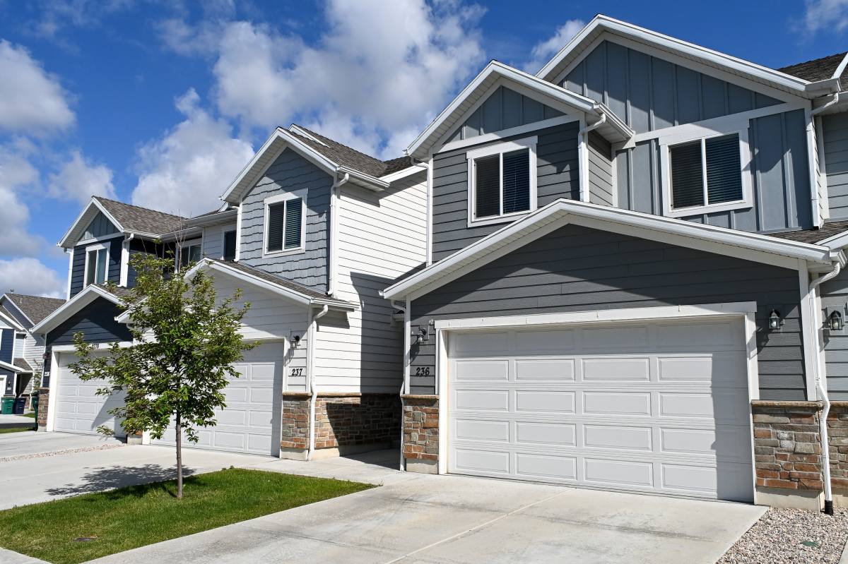 Townhouse for rent at 2778 W 4175 S - 1 #236, Roy, UT 84067