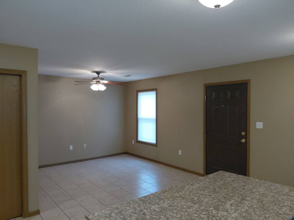Apartment for rent at 609 611 Mission St, Saint Marys, KS 66536