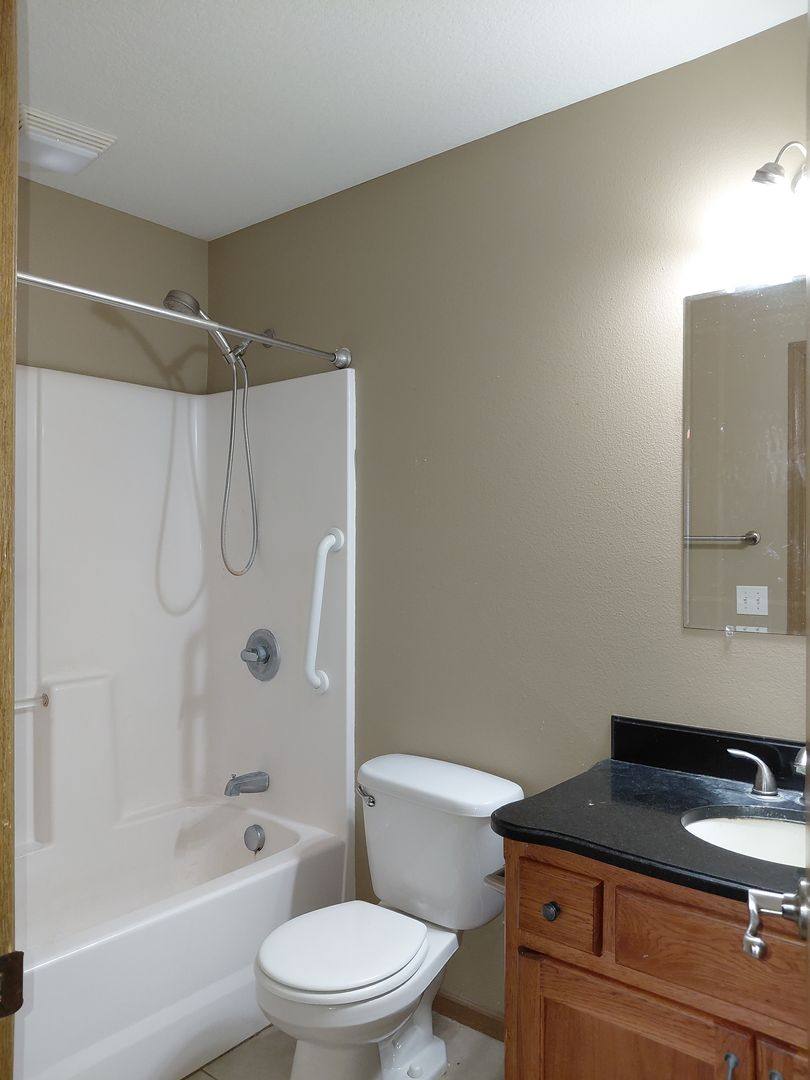 Apartment for rent at 609 611 Mission St, Saint Marys, KS 66536