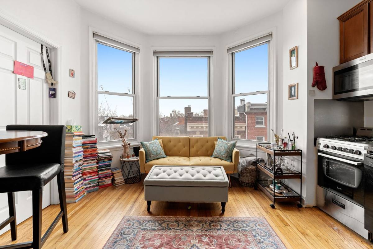 Apartment for rent at 1001 Pine St, Philadelphia, PA 19107