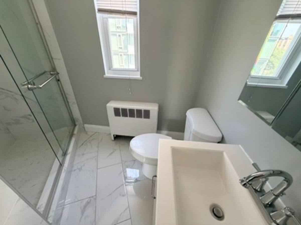 Apartment for rent at 5323 Connecticut Ave NW, Washington, DC 20015