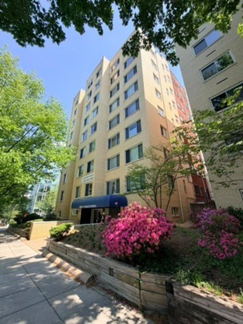 Apartment for rent at 5323 Connecticut Ave NW, Washington, DC 20015