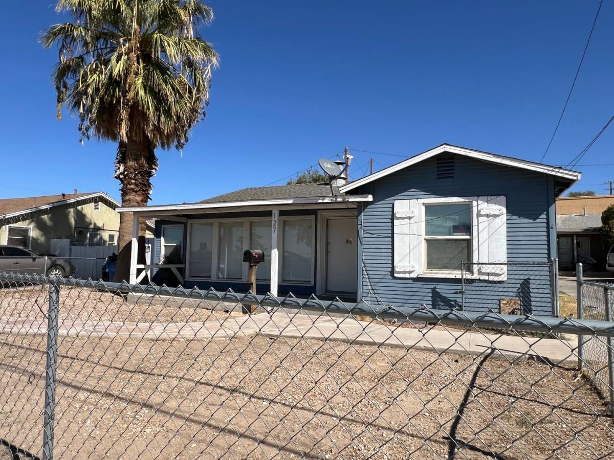 House for rent at 127 May Ave, Barstow, CA 92311