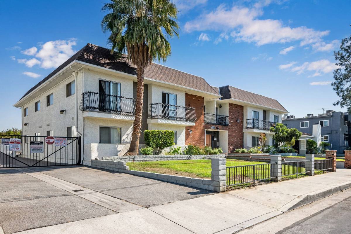 Apartment for rent at 5724 Fair Ave, North Hollywood, CA 91601
