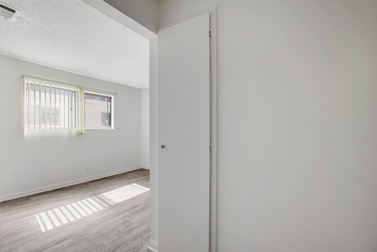 Apartment for rent at 5724 Fair Ave, North Hollywood, CA 91601