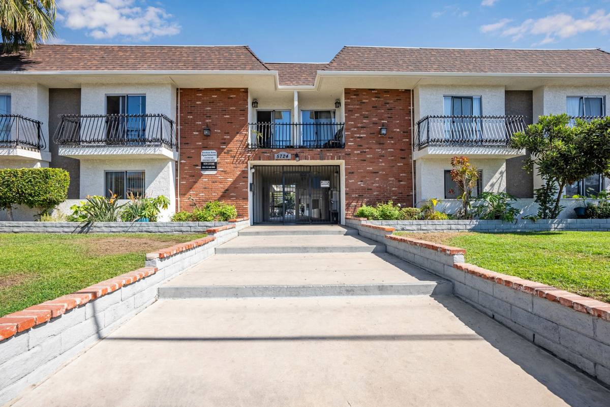 Apartment for rent at 5724 Fair Ave, North Hollywood, CA 91601