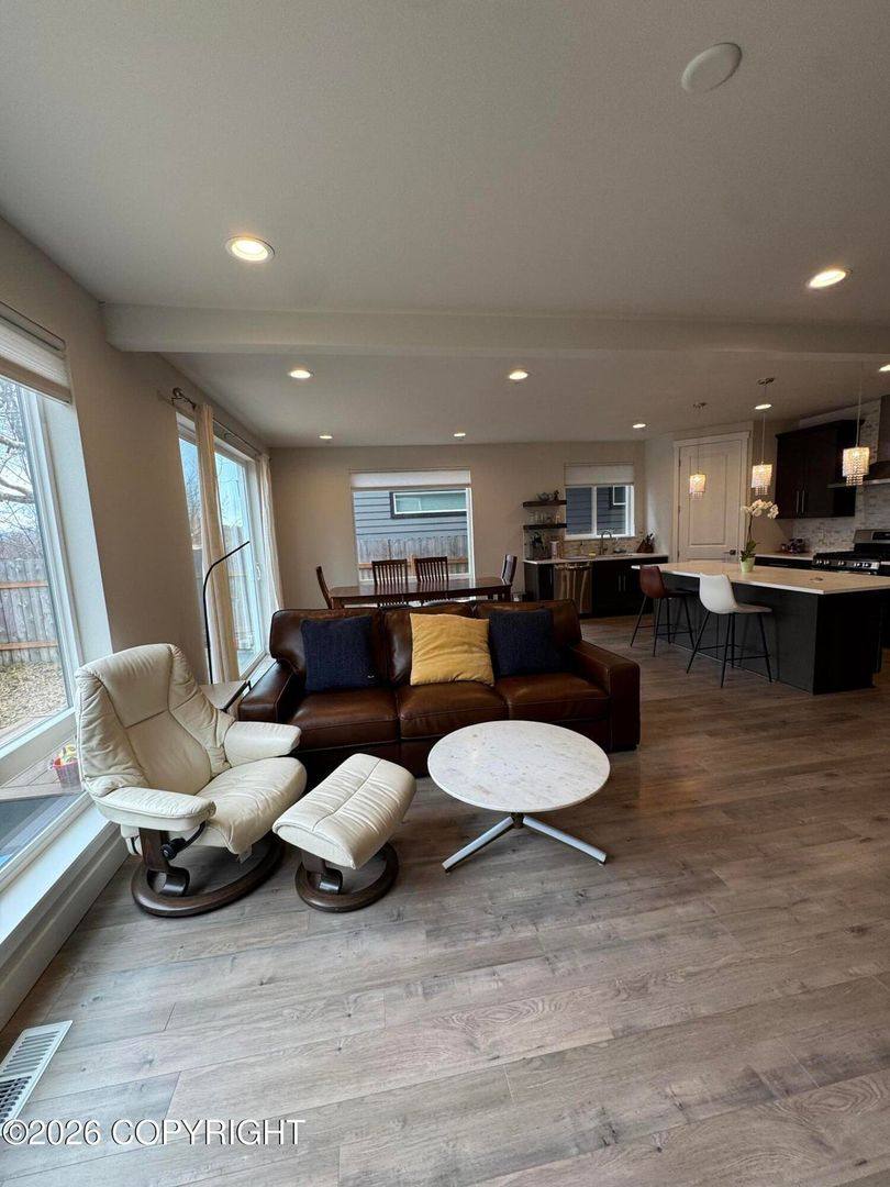 Condo for rent at 1541 G St, Anchorage, AK 99501