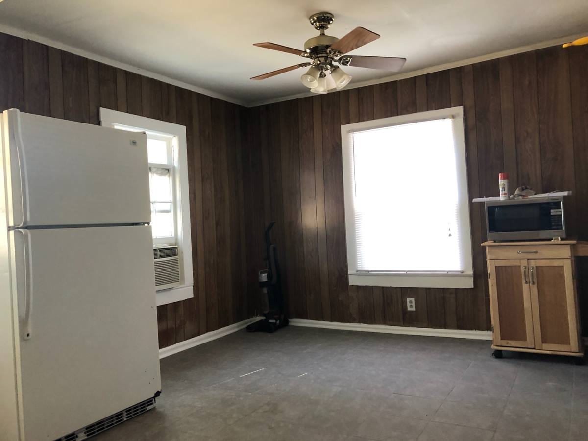 House for rent at 408 W Charlotte Ave, Mount Holly, NC 28120