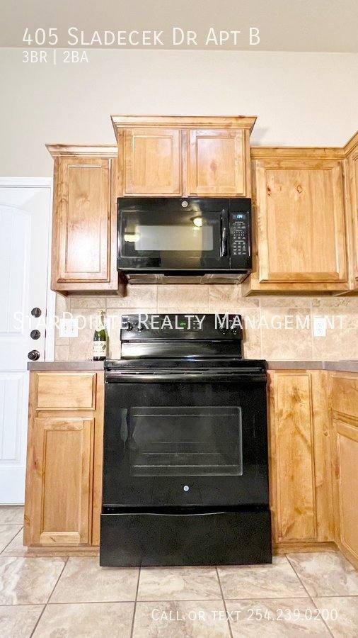 Apartment for rent at 405 Sladecek Dr #B, Killeen, TX 76542