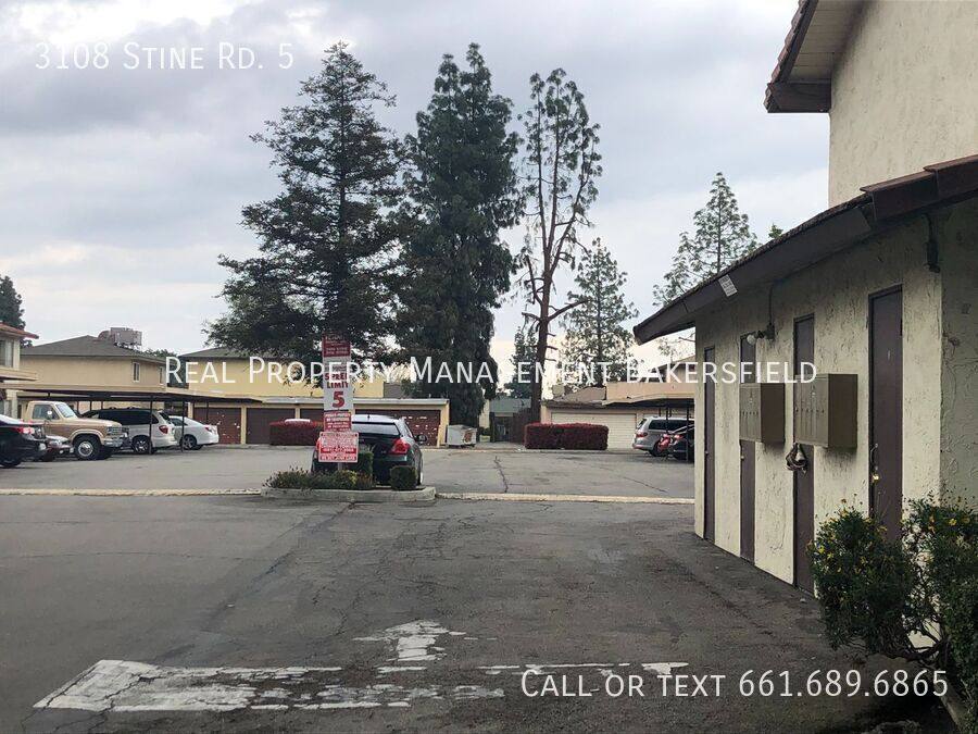 Townhouse for rent at 3108 Stine Rd #5, Bakersfield, CA 93309