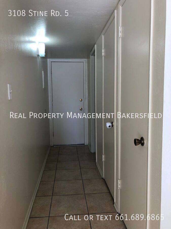 Townhouse for rent at 3108 Stine Rd #5, Bakersfield, CA 93309