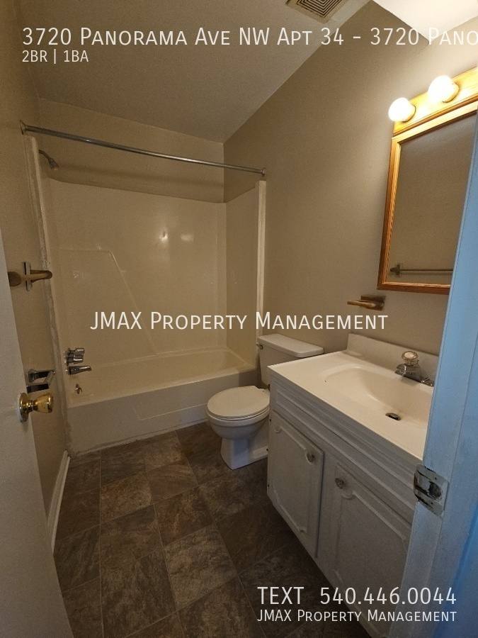 Apartment for rent at 3720 Panorama Ave NW #34, Roanoke, VA 24017
