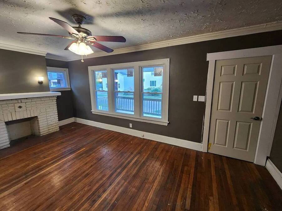 Apartment for rent at 3658 E 143rd St #1, Cleveland, OH 44120