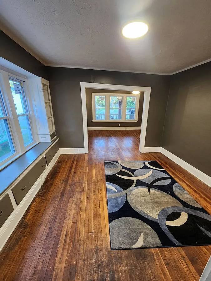 Apartment for rent at 3658 E 143rd St #1, Cleveland, OH 44120