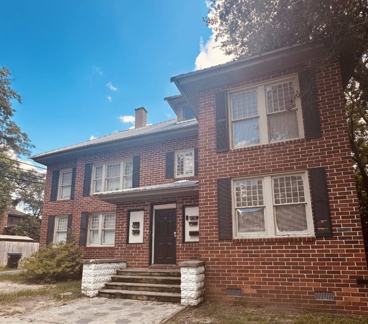 Apartment for rent at 216 W Magnolia St, Fitzgerald, GA 31750