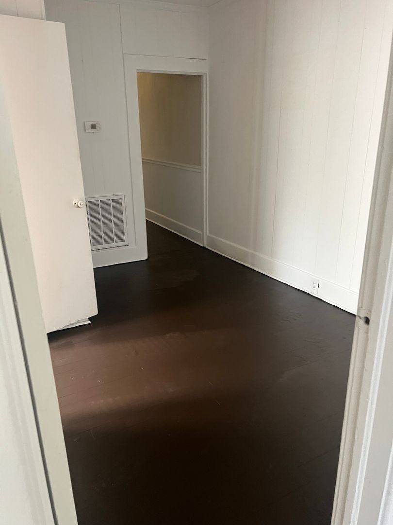 Apartment for rent at 216 W Magnolia St, Fitzgerald, GA 31750