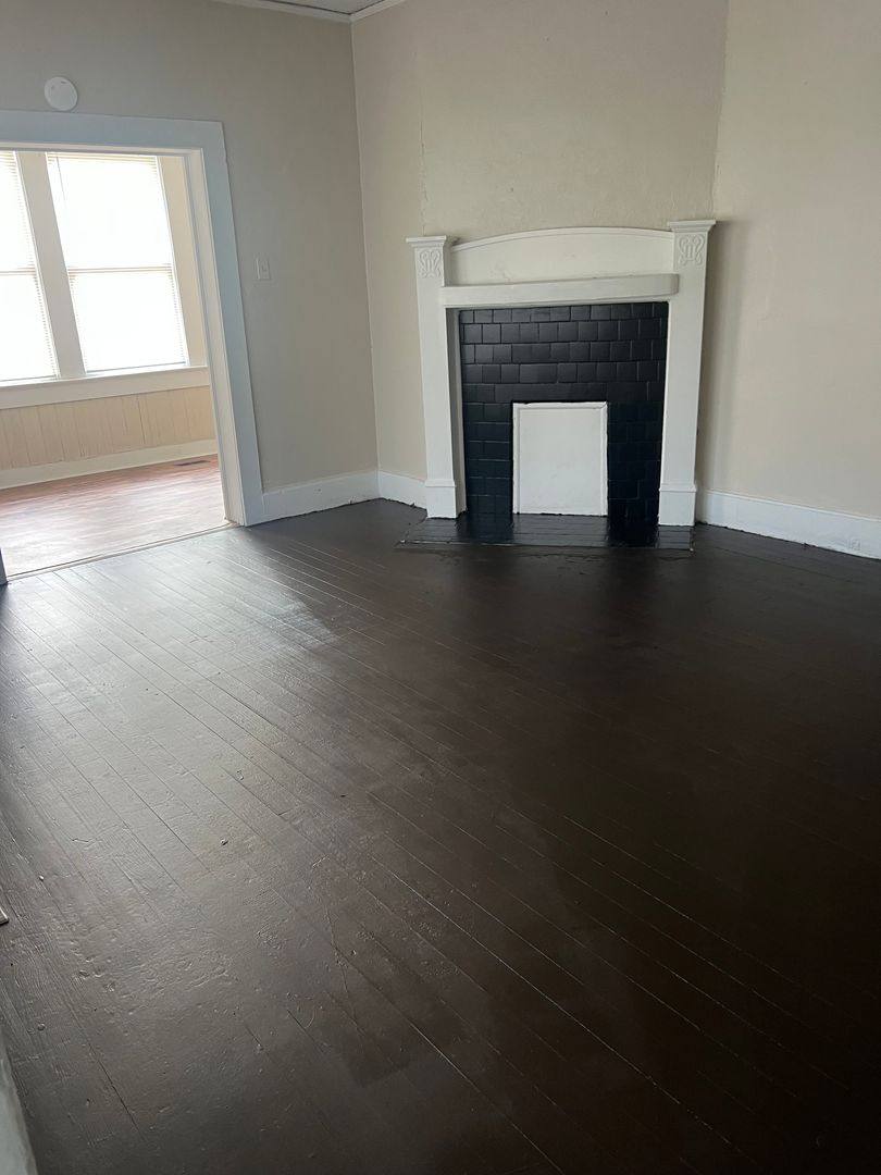 Apartment for rent at 216 W Magnolia St, Fitzgerald, GA 31750