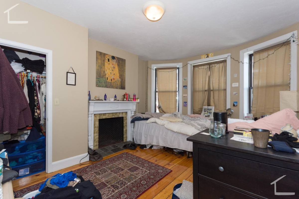 Apartment for rent at 17 Highgate St, Allston, MA 02134